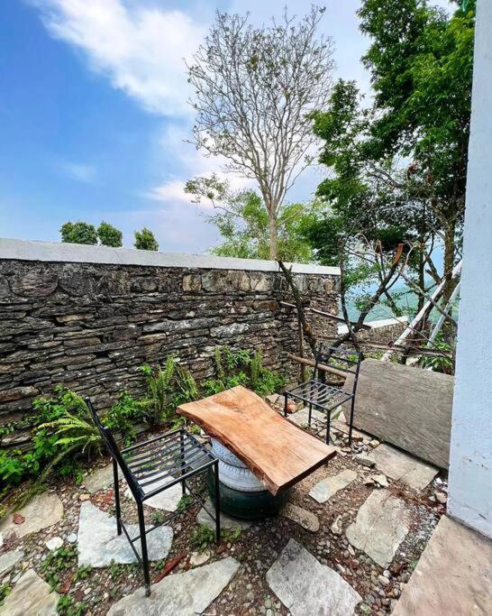 Ghost Villa Pokhara With Mountain View 20Mins From Main Area Ranipauwa Exterior foto