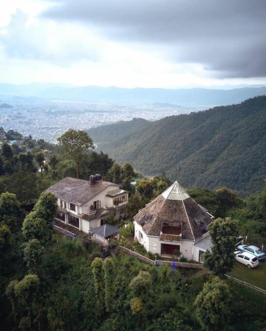 Ghost Villa Pokhara With Mountain View 20Mins From Main Area Ranipauwa Exterior foto
